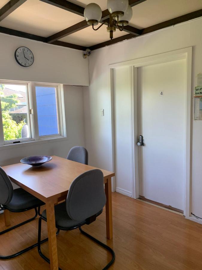 Vancouver Backpacker House - 10 Min Walk To Metrotown Skytrain Station Burnaby Exterior photo