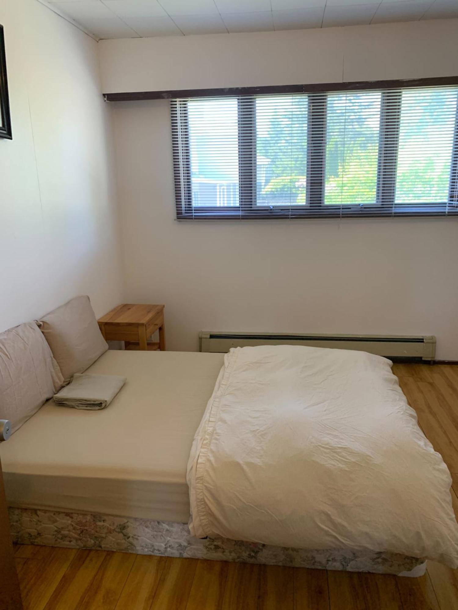 Vancouver Backpacker House - 10 Min Walk To Metrotown Skytrain Station Burnaby Exterior photo